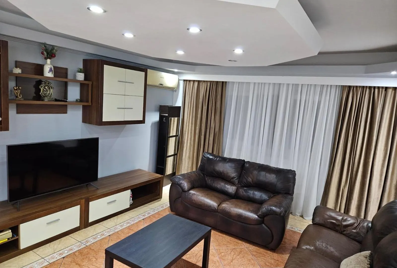 Relaxing-Home Bucharest Apartment