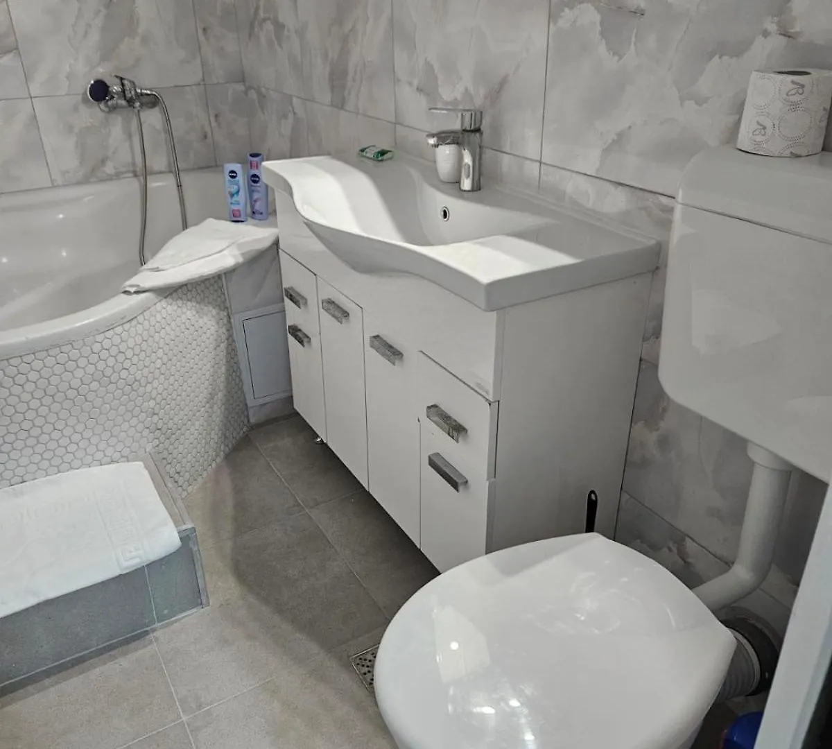 Relaxing-Home Bucharest Apartment